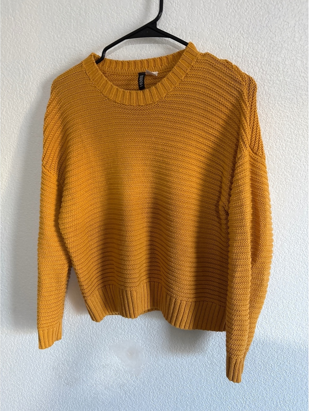 H&M Divided Women's Medium Mustard Yellow Knit Sweater with Minor Repairs